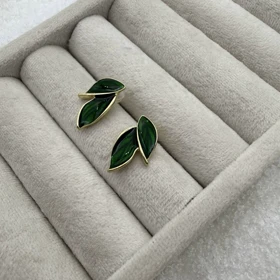گوشواره برگ سبز
