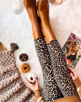 شلوار مخمل پلنگی وارداتی 1315