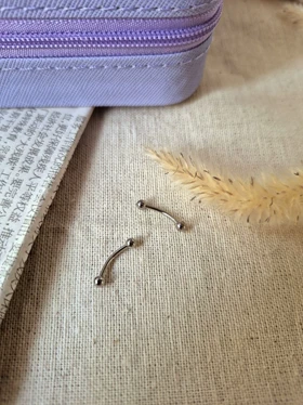 پیرسینگ ابرو تیتانیوم