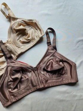 سوتین پرلون پرسی بدون فنر و ابر طرح ینینچی برند HR کد: 0510