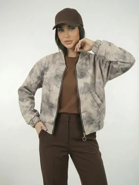 بامبر فوتر کوبیده شده جلو زیپ جیب‌دار طرح گازوئیلی