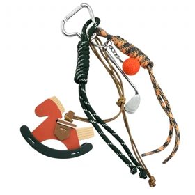 آویز کیف طرح چوبی اسب گهواره ای