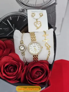 باکس گل ساعت و نیمست ودستبند زنانه