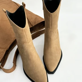 نیم بوت پاشنه گلدوزی شوگو4244