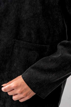 کت مخمل کبریتی برش‌دار زنانه