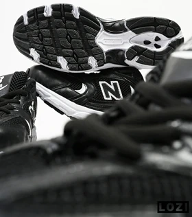 کفش کتانی بزرگ پا مشکی سفید NEW BALANCE 530