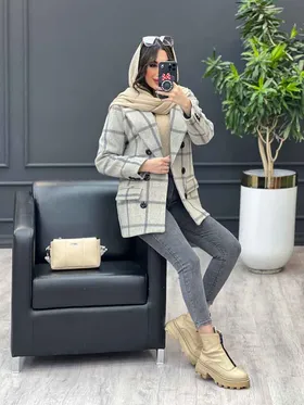 پالتو چهارخونه شش دکمه