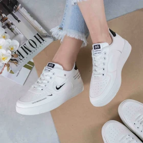 کتانی دخترونه خارجی NIKE ON