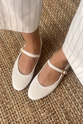 کالج زنانه استراسونس straswans