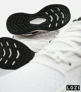 کفش کتانی مردانه سفید مشکی Nike air max pluse