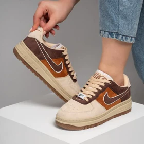 کفش و کتانی زنانه مدل نایک ایرفورس NIKE_AIR FORCE رنگ کرم قهوه ای