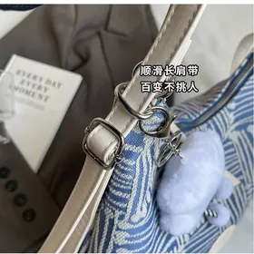 کیف طرح‌دار
