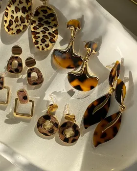 گوشواره های پلنگی