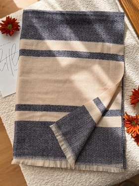 شال موهر حاشیه‌دار