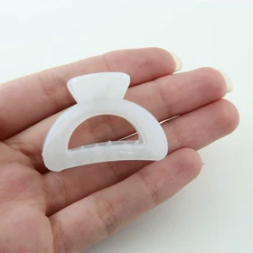 کلیپس دخترانه ساده کوچک (سفید)