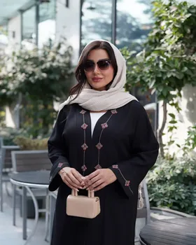 مانتو گلدوزی مدل گلناز کد 707