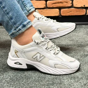 کتانی اسپرت مردانه مدل نیوبالانس NEW BALANCEرنگ سفید