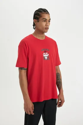 تیشرت آستین کوتاه یقه کوتاه DeFactoFit NBA Chicago Bulls Boxy Fit Crew B9891AX24SM