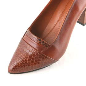 کفش پاشنه‌دار زنانه چرم یلسان مدل تارا کد 613-MRV