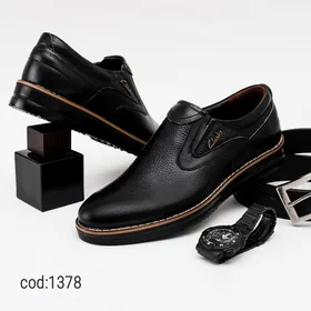کفش چرم طبیعی تبریز تمام مشکی آرم Clarks فلزی