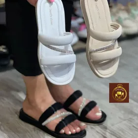 صندل دمپایی روفرشی زنانه حلقه نگین‌دار