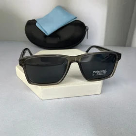 عینک آفتابی پرادا کد HC 52009 (فریم سبز)