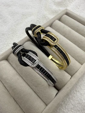 بنگل لوکس چرمی نگین‌دار بولگاری