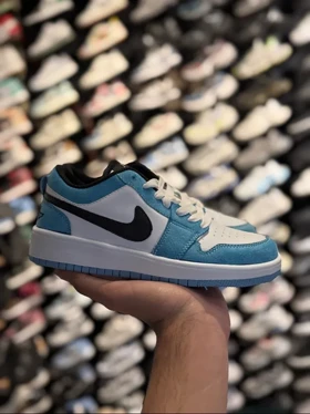 کتانی جردن وان زنانه سفیدآبی