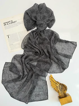 شال پلیسه طرح گوچی 20689 (مشکی)