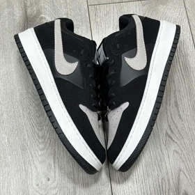 کفش کتانی اسپرت مردانه رنگ مشکی مدل نایک ایر NIKE