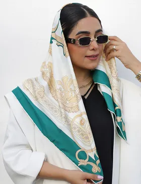 روسری ابریشم دور دست دوز طرحدار آریل