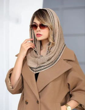شال بافت ریز رینگی طرح حاشیه پیچازی | لطیف و خاص برای استایل زمستانی