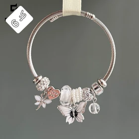 دستبند پاندورا