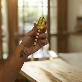 پیمانه قهوه و چای نگین‌دار در دو رنگ