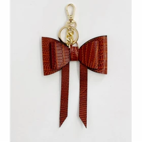 آویز کیف چرم مدل پاپیون