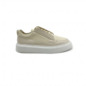 کفش اسپرت زنانه مدل Stradivarius Sneakers - SKC0119