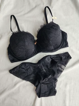 ست شورت و سوتین دانتل جکدار فنردار اروپایی AngGee کد: 5210