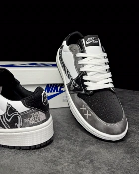 کتانی جردن تراویس نورث فیس