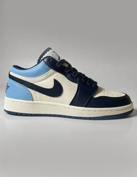 کفش روزانه زنانه نایکی Air Jordan 1 Low LX W