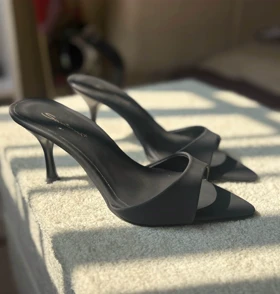 پاشنه‌بلند زنانه مدل نیکل