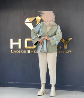 ترنچ کت کت مزونی