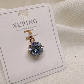 پلاک ژوپینگ تک نگین درشت (سولیتر طلایی) | شکوه یک الماس تمام عیار