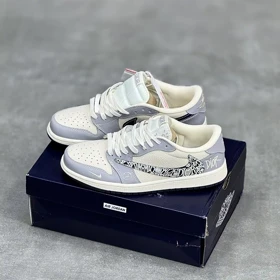 کفش نایک ایر جردن وان لو تراویس اسکات دیور Nike Air Jordan 1 Low Travis Scott Dior