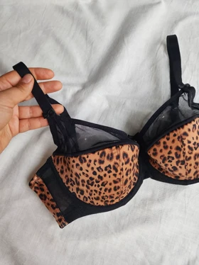 سوتین تک اسفنجی نازک CHLX کد: 33445