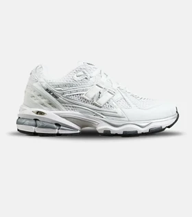 کفش کتانی سفید New Balance 1906R
