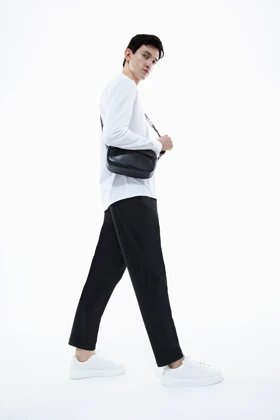 کیف دوشی مردانه defacto