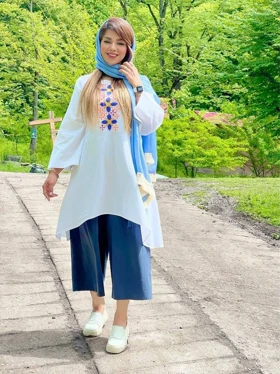 مانتو الیاف طبیعی مدل نیلوفر گلدوزی شده
