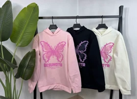 هودی کلاهدار پروانه