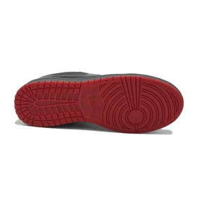 کتانی اسپرت مردانه مدل نایک جردن1 Nike Jordan رنگ مشکی قرمز