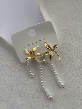 گوشواره گل طلایی با آویز مرواریدی